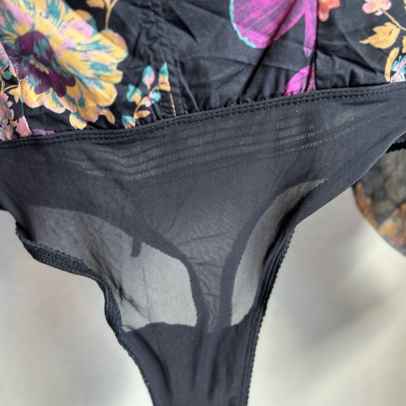 FP Intimately Floral Print Black Noir long sleeve Bodysuit Size S - Picture 7 of 12